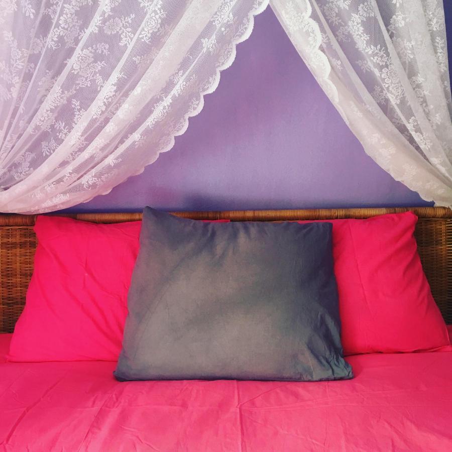 Chambres D Hotes Les Filles Tresy Passenans Exteriör bild