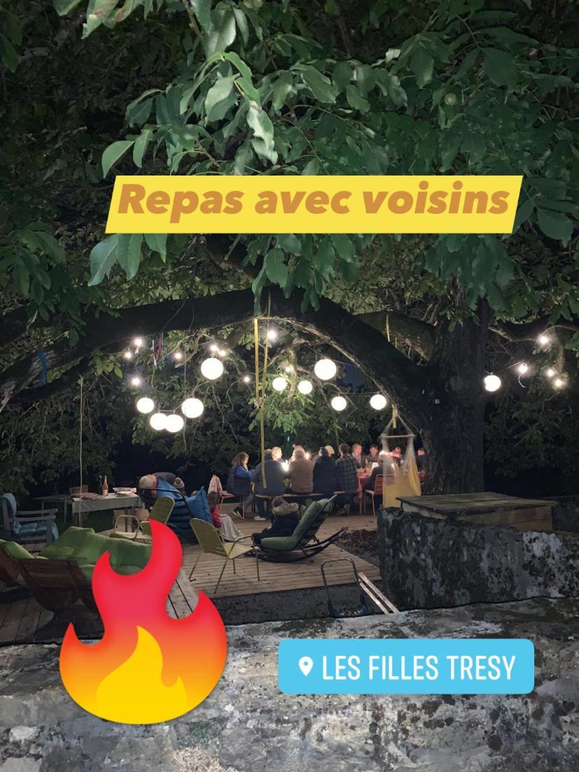 Chambres D Hotes Les Filles Tresy Passenans Exteriör bild